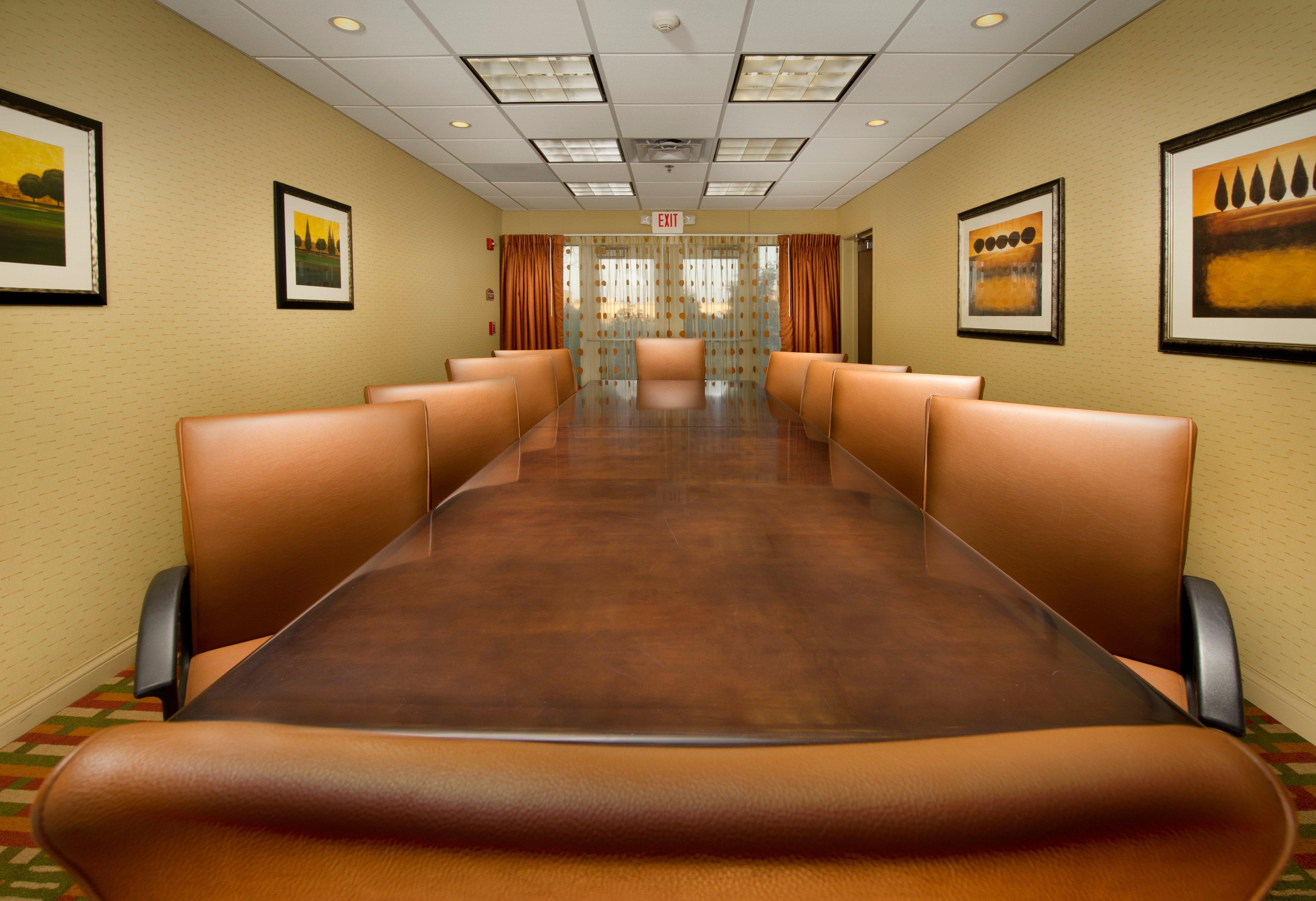 Holiday Inn Express & Suites Schererville By Ihg Exterior foto