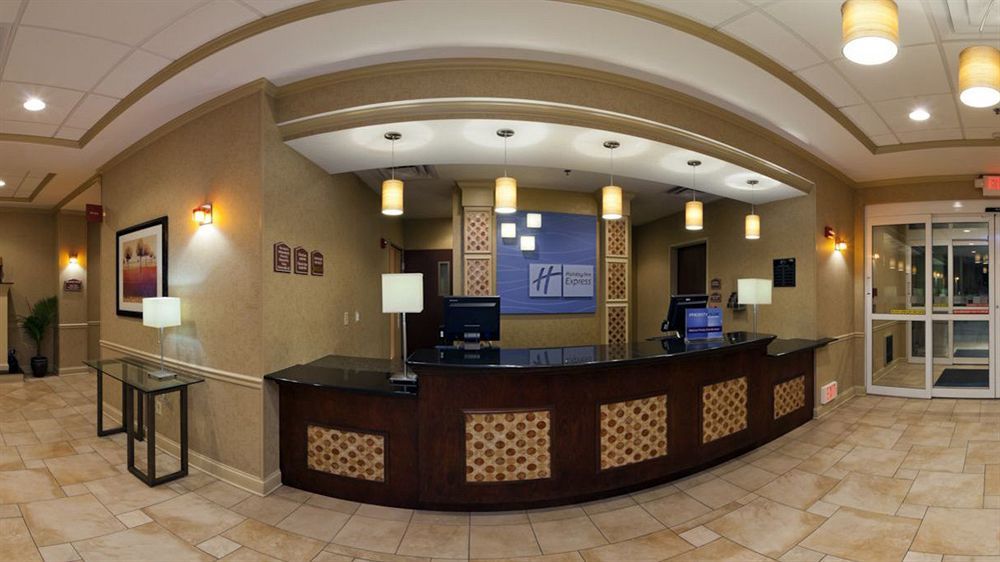 Holiday Inn Express & Suites Schererville By Ihg Exterior foto