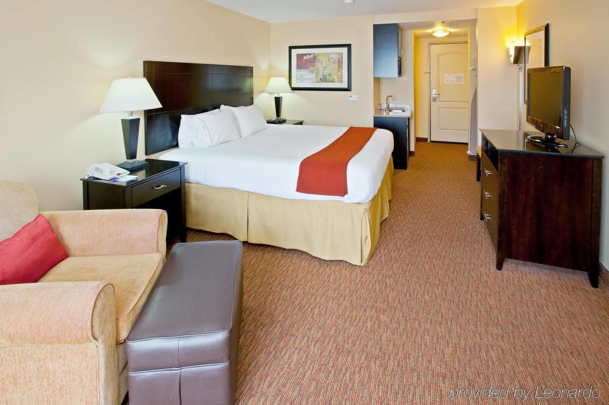 Holiday Inn Express & Suites Schererville By Ihg Habitación foto